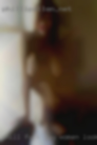 Chill fuck guy women looking for a fwb.