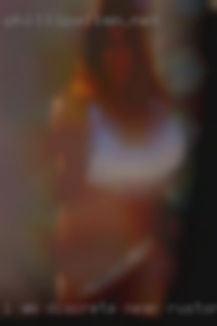 I am discrete near Ruston LA, nice, and pussy loyal.